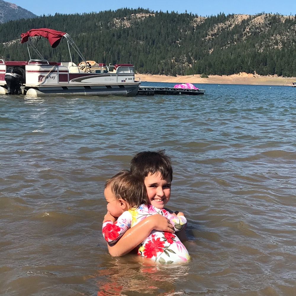 Meet your Posher, Hillary